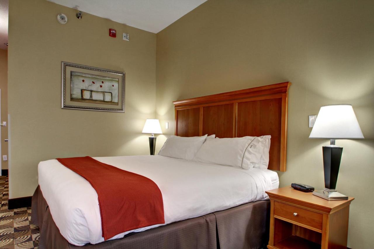 Holiday Inn Express Hurricane Mills Waverly By Ihg Bilik gambar